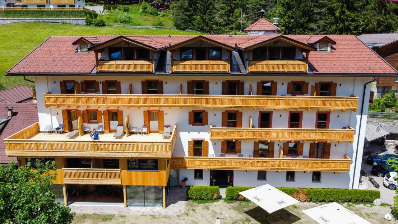 Dolomitenhotel Weisslahnbad Tires Exterior foto